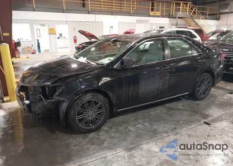 2012 Toyota Camry Xle z USA, uszkodzony, nr VIN 4T1BF1FK5CU171812